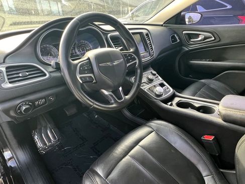 Used 2017 Chrysler 200 Limited Platinum FWD image 15