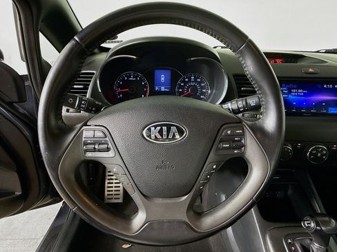 Used 2016 Kia Forte SX image 11