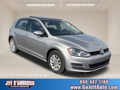 Used 2016 Volkswagen Golf SE