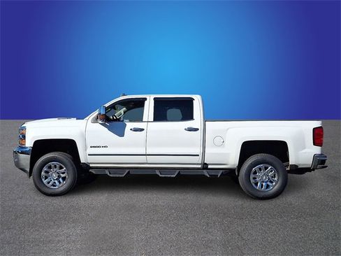 Used 2018 Chevrolet Silverado 2500 LTZ w/ Duramax Plus Package image 7