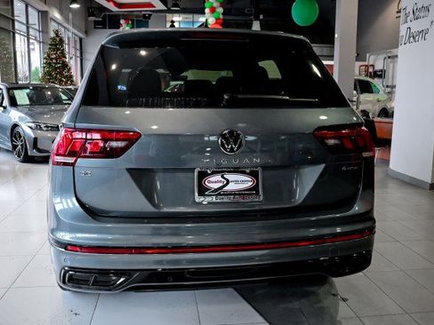 Used 2024 Volkswagen Tiguan SE R-Line image 6