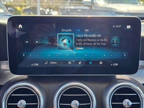 Used 2022 Mercedes-Benz GLC 300 image 29