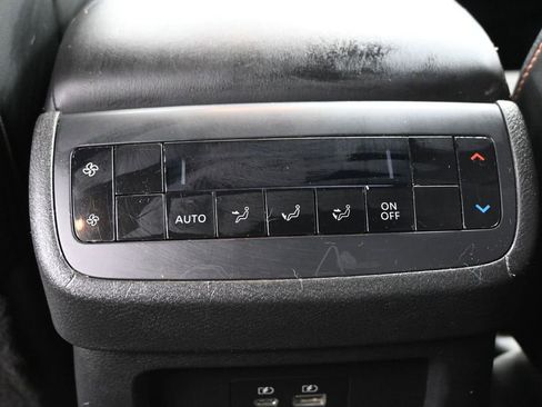 Used 2024 Nissan Pathfinder Rock Creek AWD/4WD image 31