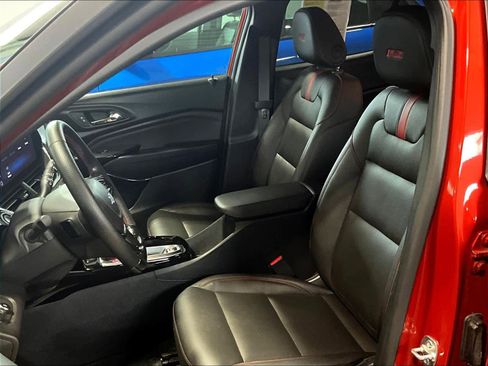 Used 2024 Chevrolet Trax RS w/ Driver Confidence Package image 10