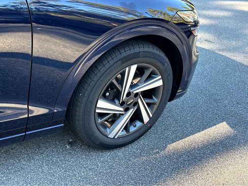 New 2026 Genesis GV70 3.5T Sport Advanced AWD/4WD image 32