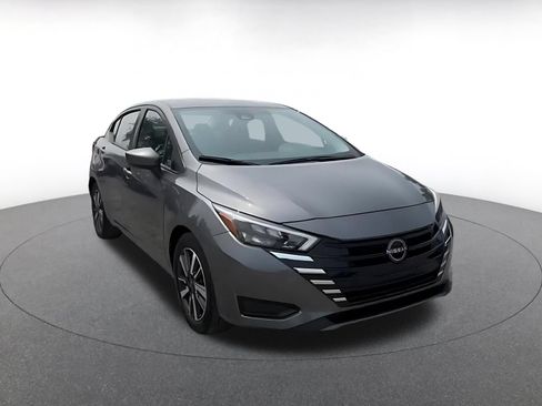 Used 2025 Nissan Versa SV FWD image 3