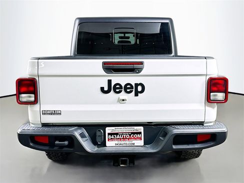 Used 2022 Jeep Gladiator Sport image 31