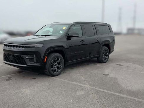 New 2026 Jeep Grand Wagoneer L Limited image 1