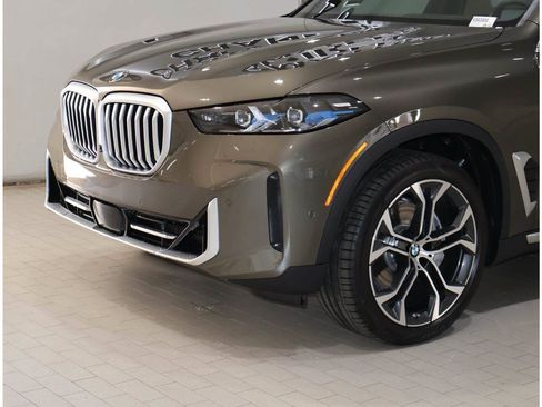 Used 2026 BMW X5 sDrive40i w/ Climate Comfort Package RWD image 2