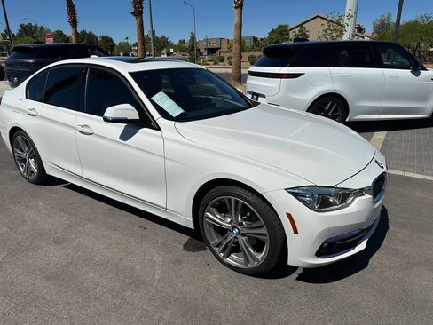 Used 2017 BMW 330i xDrive Sedan AWD/4WD image 9