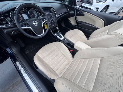 Used 2019 Buick Cascada Premium FWD image 4