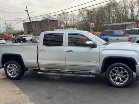 Used 2015 GMC Sierra 1500 SLT w/ SLT Crew Cab Value Package AWD/4WD image 5