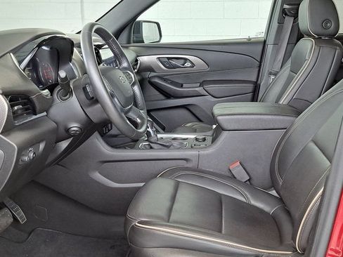 Used 2022 Chevrolet Traverse Premier w/ Redline Edition AWD/4WD image 24