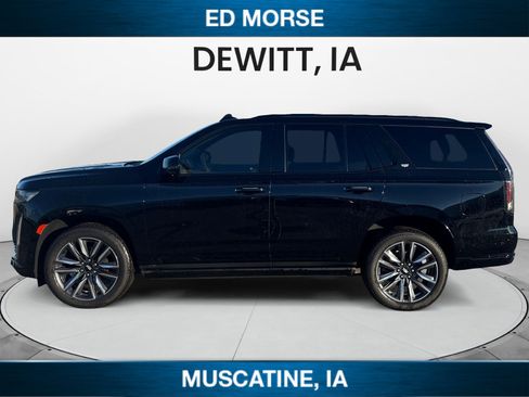 Used 2023 Cadillac Escalade Sport Platinum AWD/4WD image 2