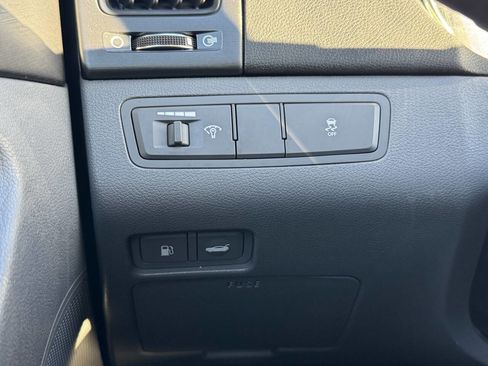 Used 2011 Hyundai Sonata GLS image 18