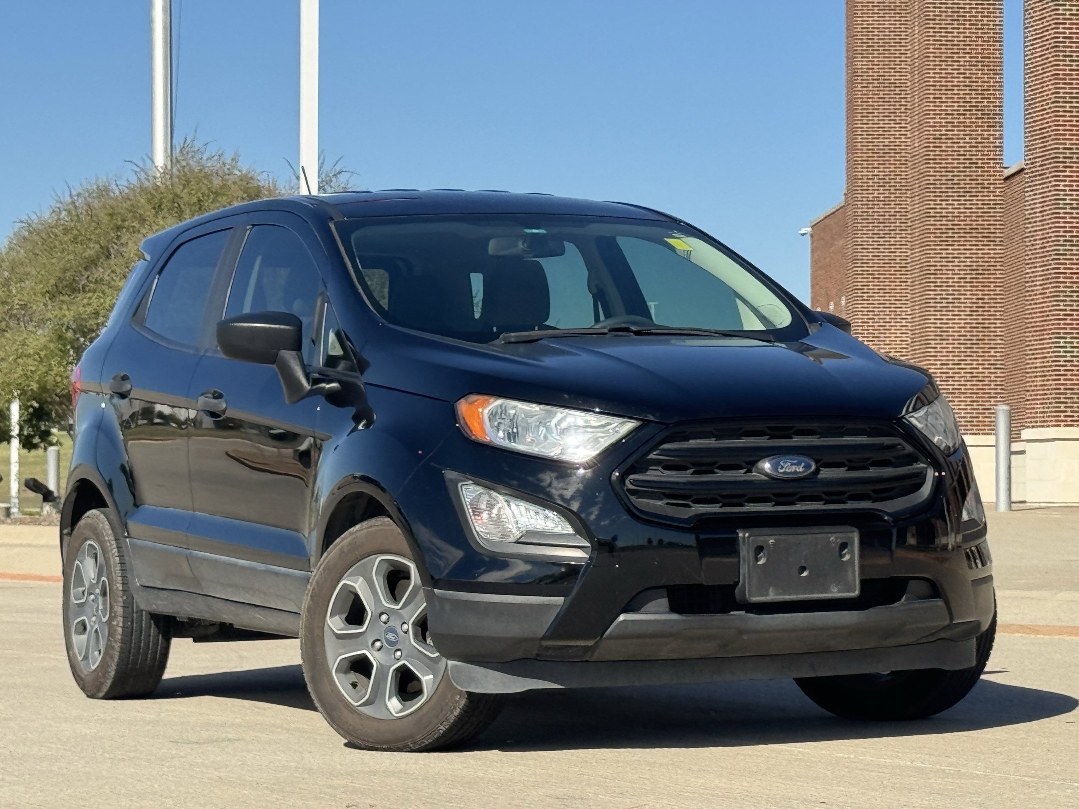 Used 2019 Ford EcoSport S FWD image 2