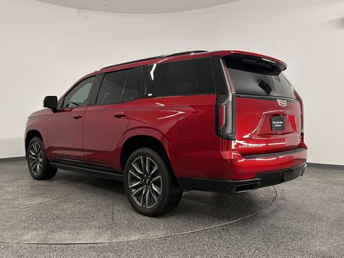 Used 2024 Cadillac Escalade Sport Platinum w/ Heavy-Duty Trailer Package AWD/4WD image 3