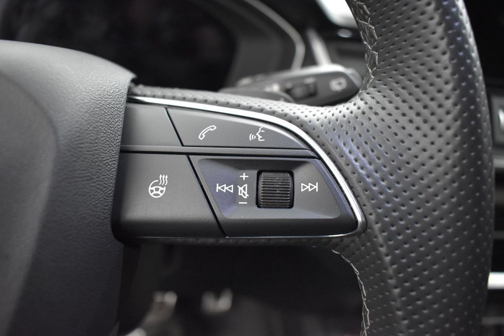 Used 2023 Audi SQ5 Premium Plus w/ Premium Plus Package AWD/4WD image 7