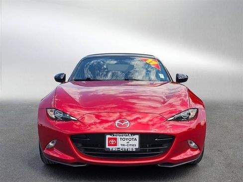 Used 2017 MAZDA MX-5 Miata Sport RWD image 8