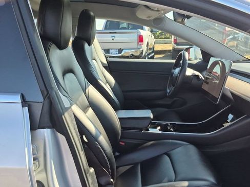 Used 2018 Tesla Model 3 Long Range RWD image 26