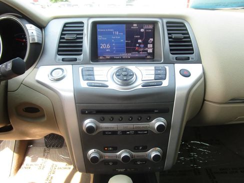 Used 2012 Nissan Murano LE w/ Platinum Pkg AWD/4WD image 16