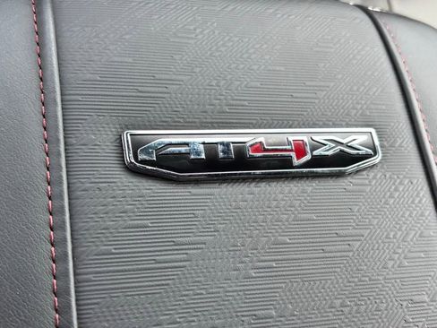 Used 2025 GMC Sierra 2500 AT4X AWD/4WD image 22