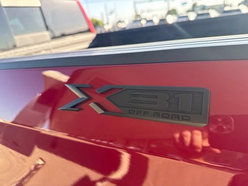 Certified 2024 GMC Sierra 1500 Elevation w/ Elevation Premium Package AWD/4WD image 12