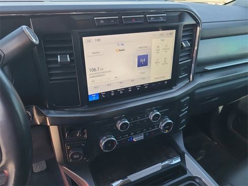 Used 2023 Ford F250 Lariat w/ Sport Appearance Package image 23