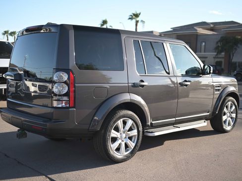 Used 2016 Land Rover LR4 HSE AWD/4WD image 5