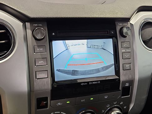 Used 2018 Toyota Tundra SR5 w/ SR5 Upgrade Package RWD image 18