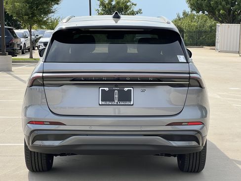 New 2025 Lincoln Nautilus Reserve w/ Jet Appearance Package image 8