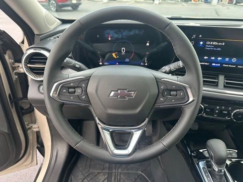 New 2026 Chevrolet Trax ACTIV w/ Sunroof Package FWD image 6