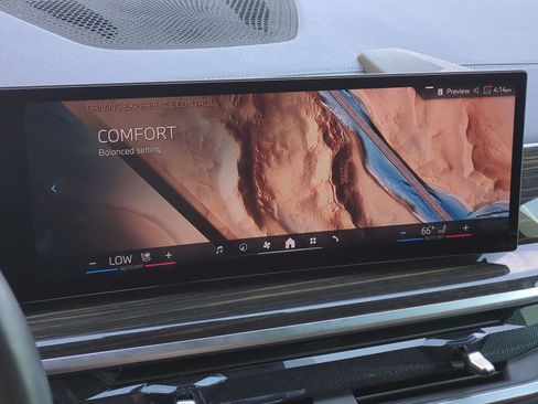 Certified 2025 BMW X5 xDrive40i w/ M Sport Package image 24