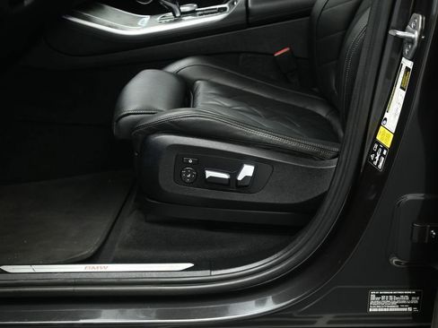 Used 2023 BMW X5 xDrive40i image 11