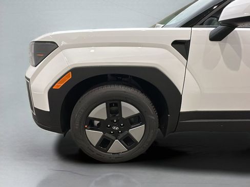 New 2026 Hyundai Santa Fe SE image 3