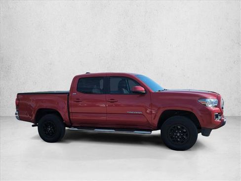 Used 2021 Toyota Tacoma SR5 RWD image 5