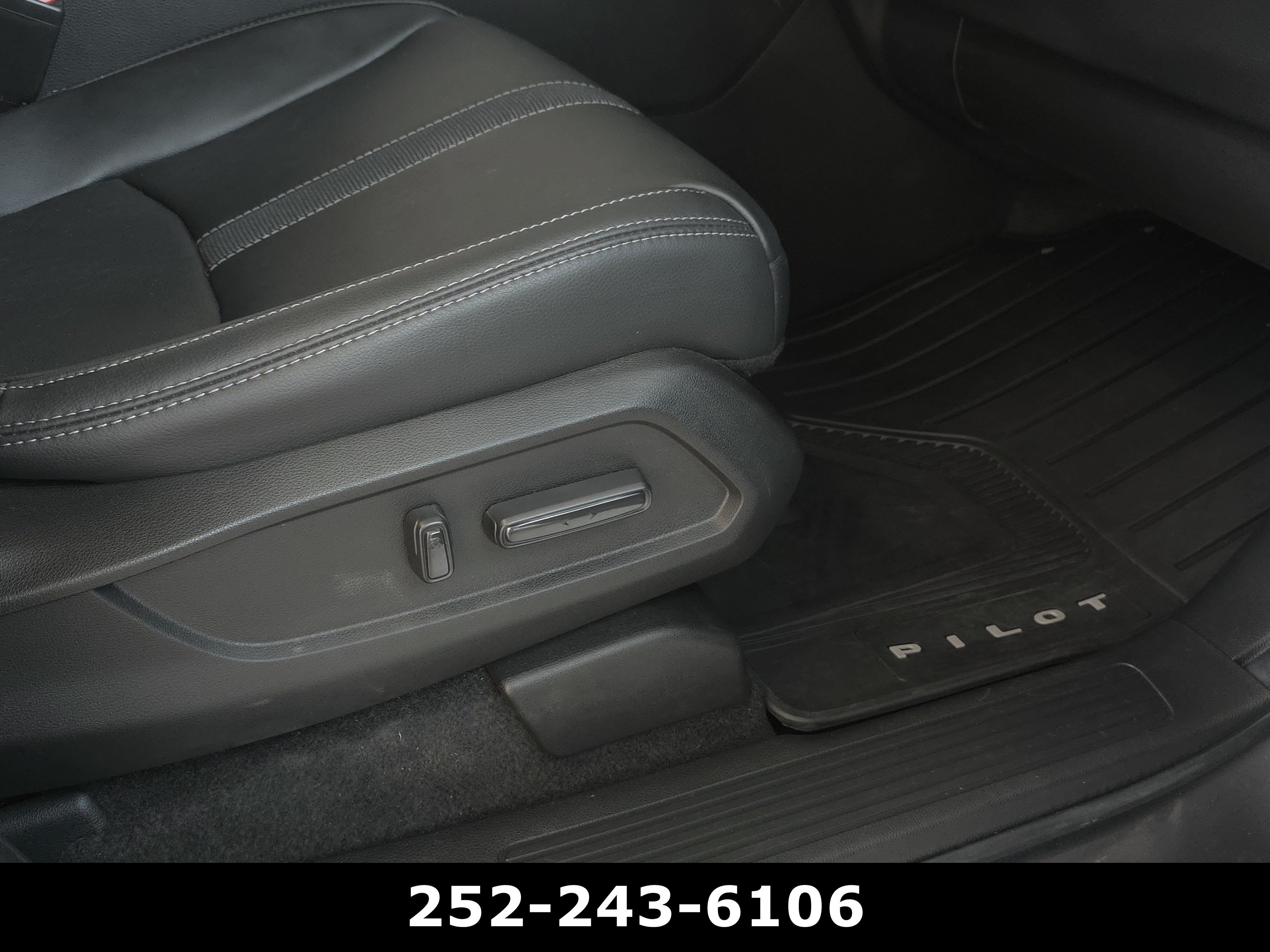Used 2025 Honda Pilot Touring image 42