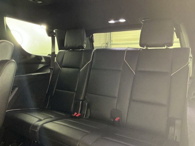 Used 2021 Cadillac Escalade Premium Luxury w/ Heavy-Duty Trailer Package AWD/4WD image 28