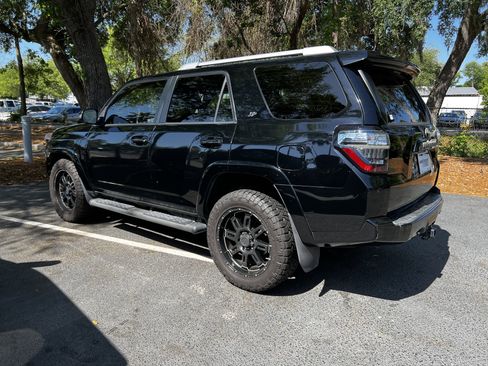 Used 2016 Toyota 4Runner SR5 Premium image 6