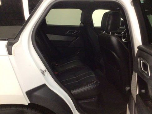 Used 2019 Land Rover Range Rover Velar R-Dynamic SE image 9