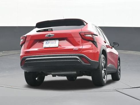Used 2026 Chevrolet Trax RS FWD image 46