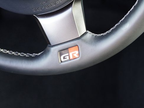 Certified 2025 Toyota GR86 Base w/ ALL Weather Mat Package (TMS) image 34