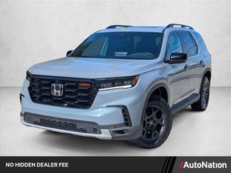 Used 2024 Honda Pilot TrailSport video 1