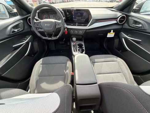 New 2026 Chevrolet Trax RS w/ Sunroof Package FWD image 2