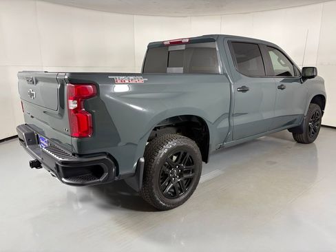 Used 2025 Chevrolet Silverado 1500 LT Trail Boss w/ Convenience Package II image 10