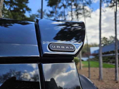 Used 2024 Land Rover Defender 110 V8 image 54