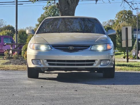 Used 2000 Toyota Solara SE image 2