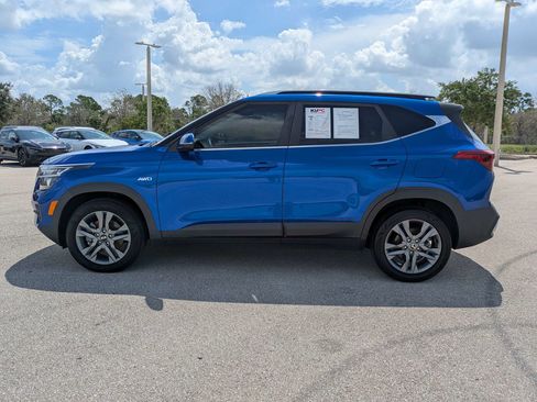 Used 2021 Kia Seltos S AWD/4WD image 8