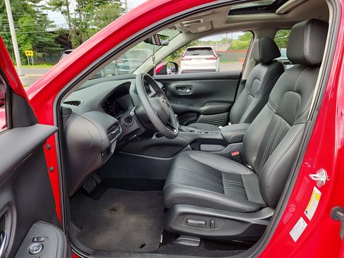 Used 2024 Honda HR-V EX-L image 14