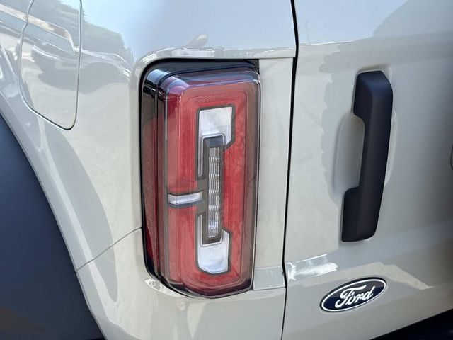New 2026 Ford Bronco Badlands AWD/4WD image 12